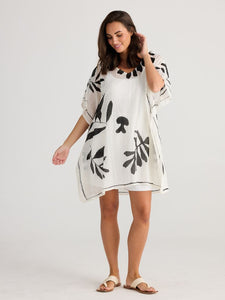 Holiday Oceanside Kaftan White Passion Flower