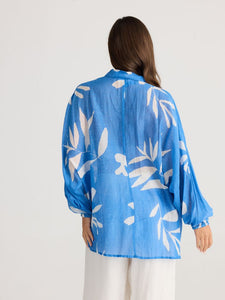 Holiday Cliffside Shirt Blue Passion Flower